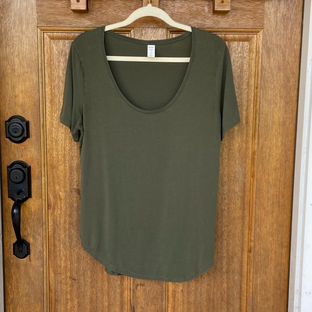 Old Navy | Olive Short Sleeve Shirt, size medium